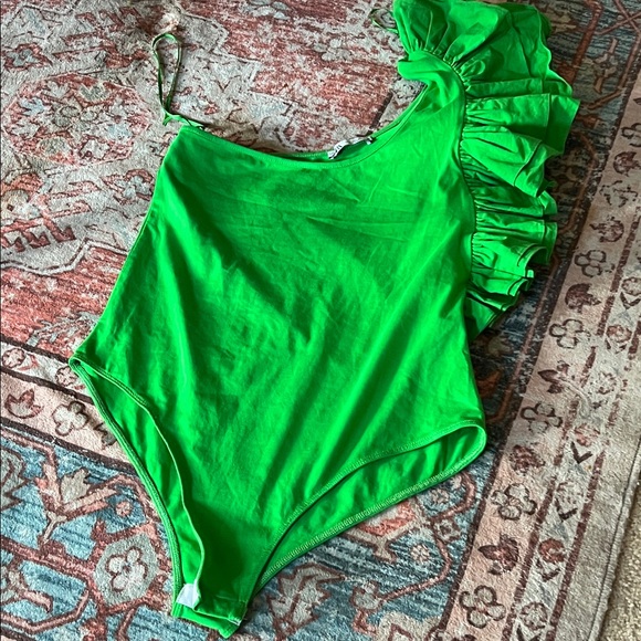 Green One-Shoulder Ruffle Dress - Picture 3 of 6